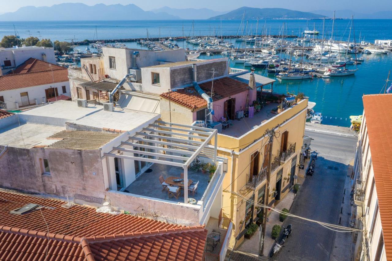 Ferienwohnung The Roof - Flat Sea View In Aegina Town Exterior foto
